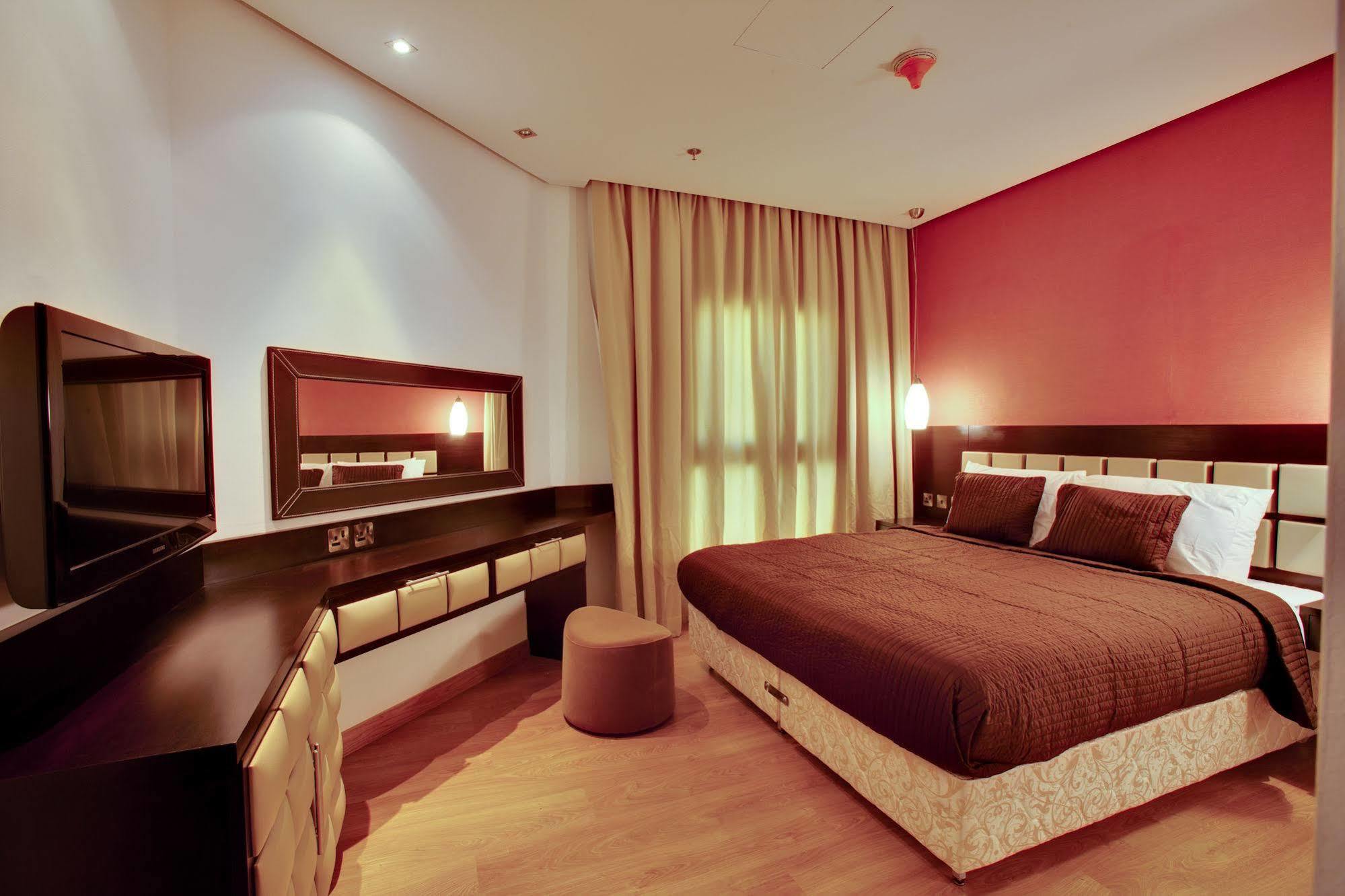 The Rester Hotel Kuwait City Exterior photo